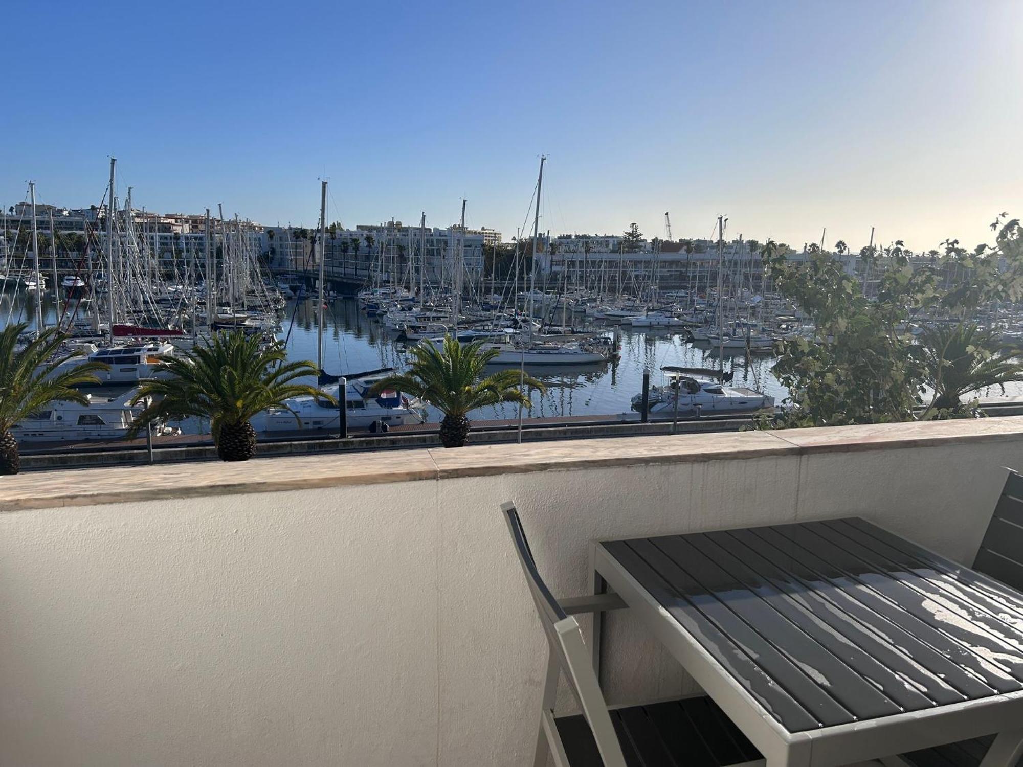 Central Lagos Apt With Marina Views Near Beaches Exterior foto